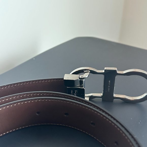 Salvatore Ferragamo Reversible Brown Leather Belt - Picture 6 of 7
